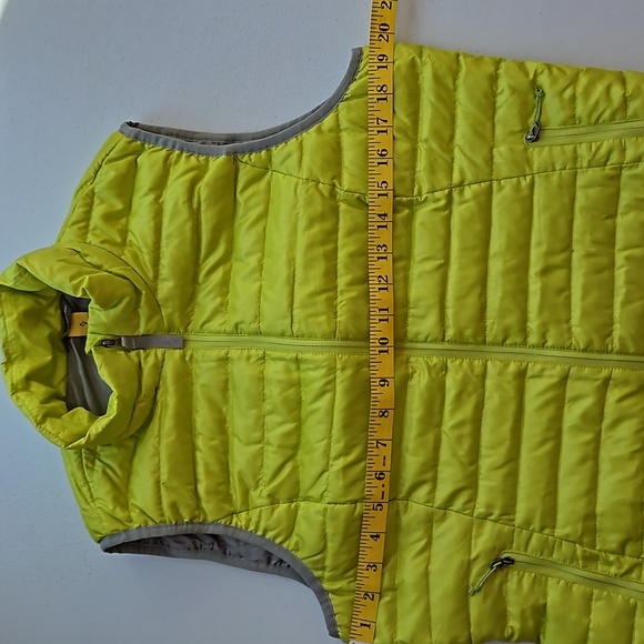 Eddie Bauer puffer vest - Picture 12 of 12